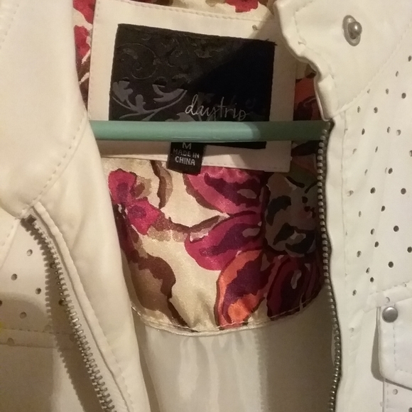 Daytrip Boutique leather jacket - Picture 2 of 6